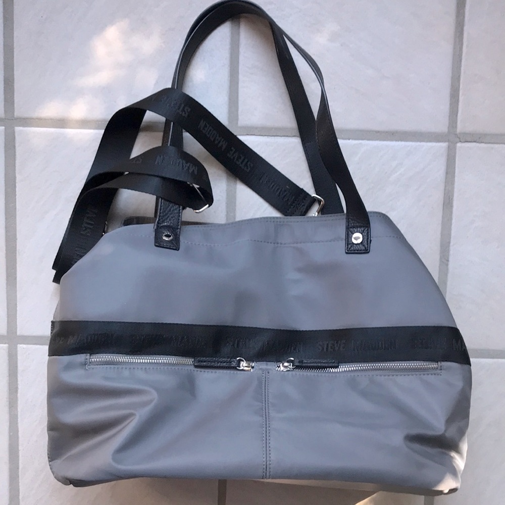 Steve Madden weekend bag
